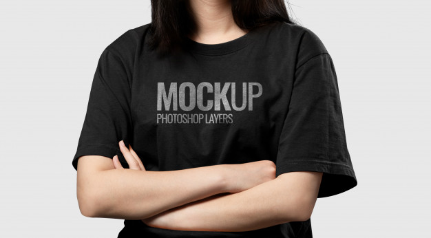 black-t-shirt-realistic-mockup_206643-92